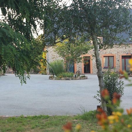 Chambres Aux Bonnes Herbes Bais  Zewnętrze zdjęcie