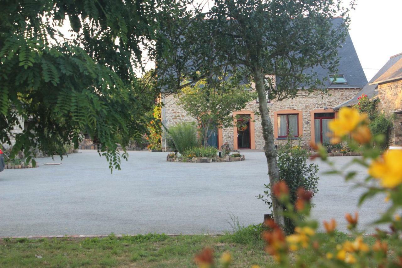 Chambres Aux Bonnes Herbes Bais  Zewnętrze zdjęcie