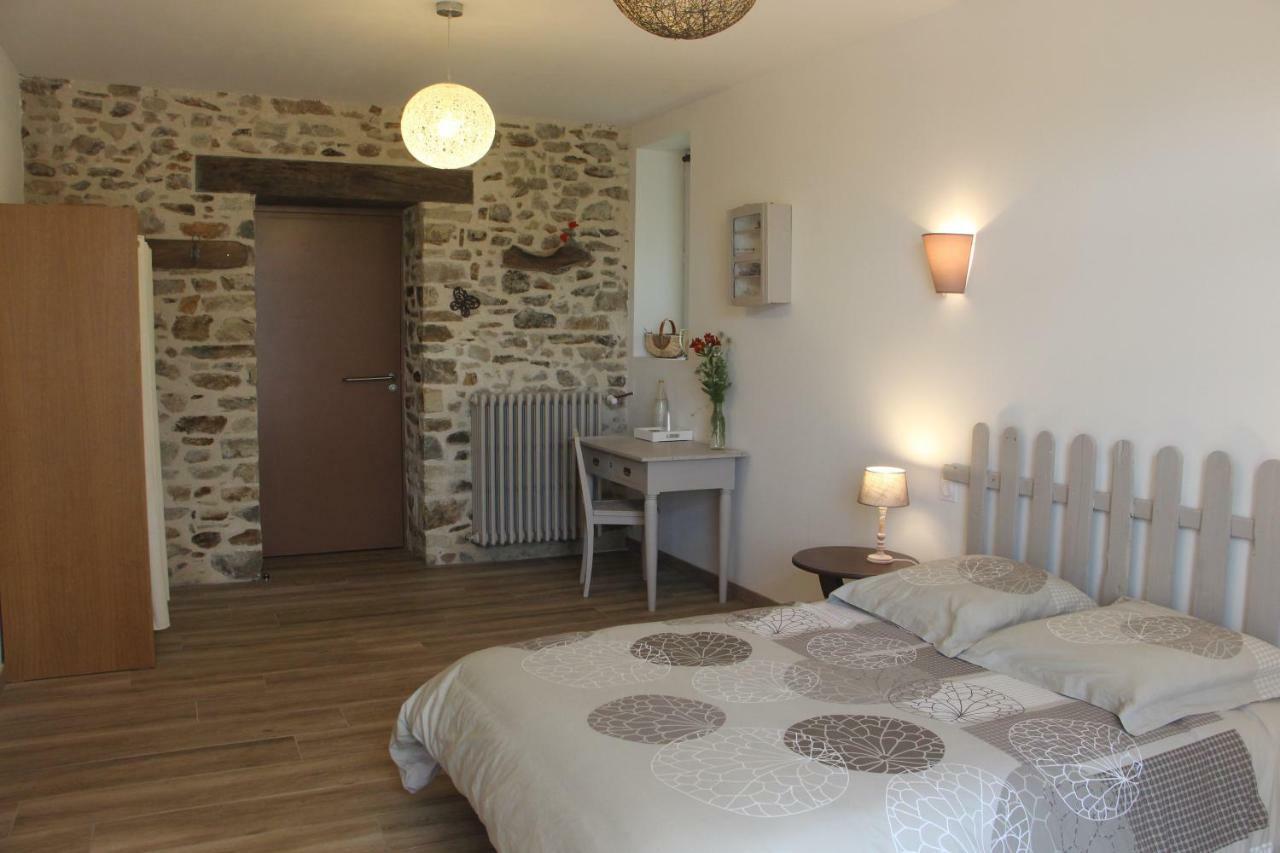 Chambres Aux Bonnes Herbes Bais  Zewnętrze zdjęcie