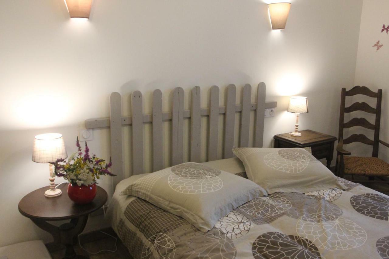 Chambres Aux Bonnes Herbes Bais  Zewnętrze zdjęcie